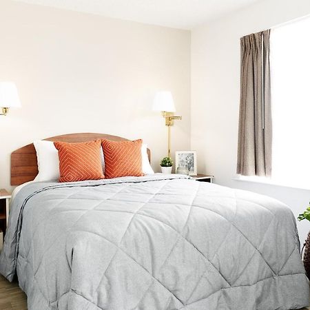 Intown Suites Extended Stay Houston Tx - Iah Airport Екстер'єр фото