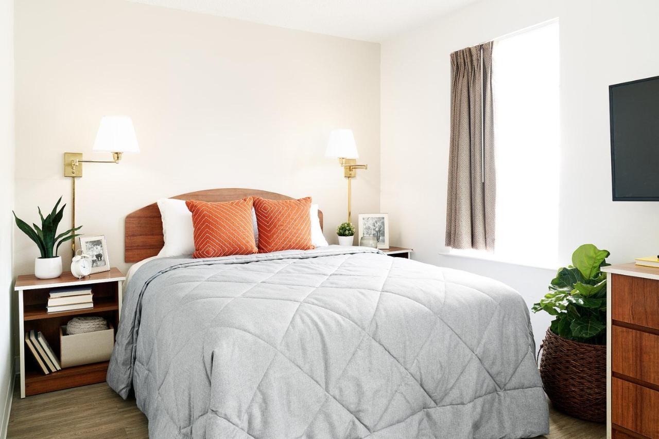 Intown Suites Extended Stay Houston Tx - Iah Airport Екстер'єр фото